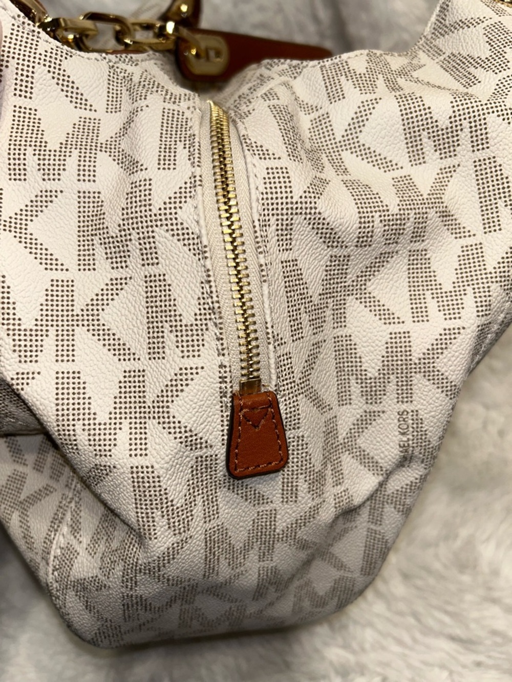 Michael Kors Fulton Monogram Logo Shoulder Bag - Picture 15 of 16